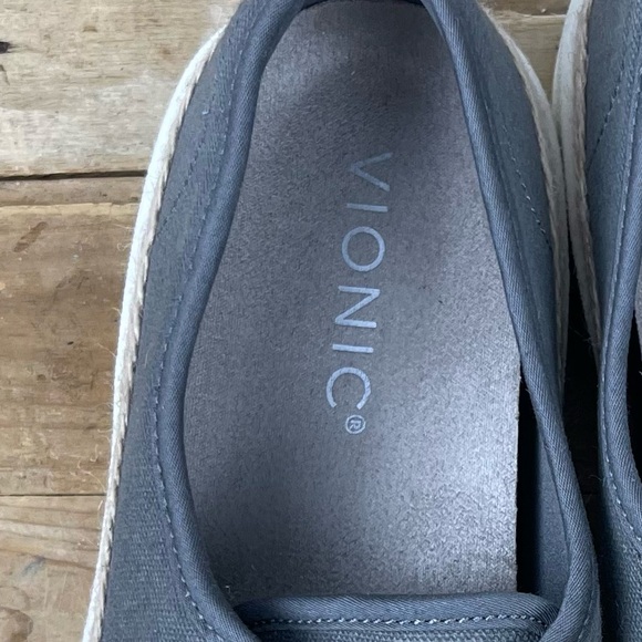 Vionic Jovie Lace-up‎ Canvas Sneaker - Charcoal - Women's Size 6.5 - Picture 9 of 13